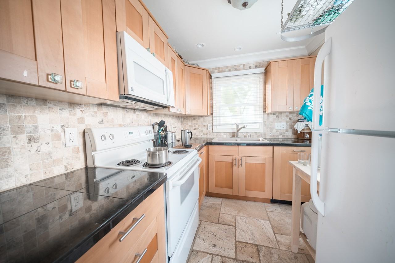 168 Elder Ave #1 - Photo 2 of 41