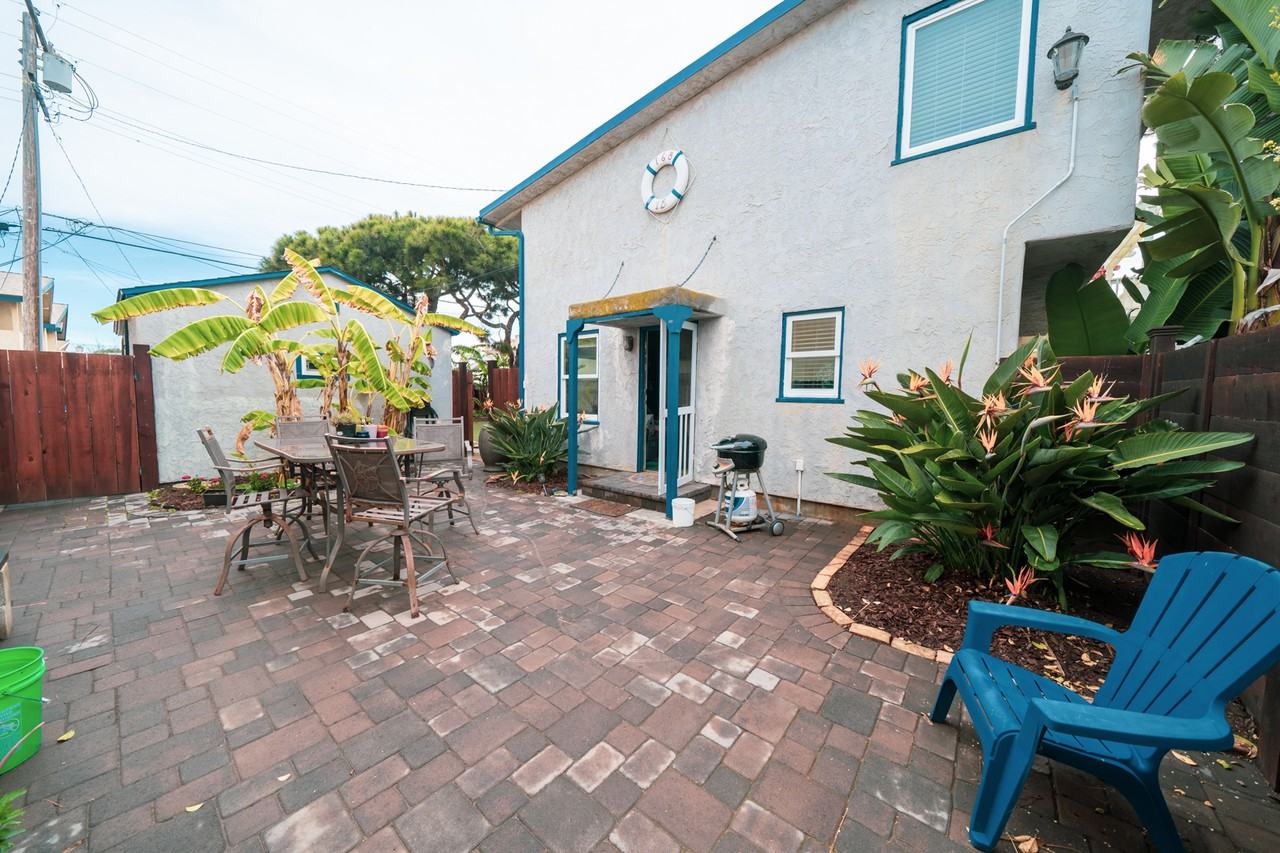 168 Elder Ave #1 - Photo 5 of 41