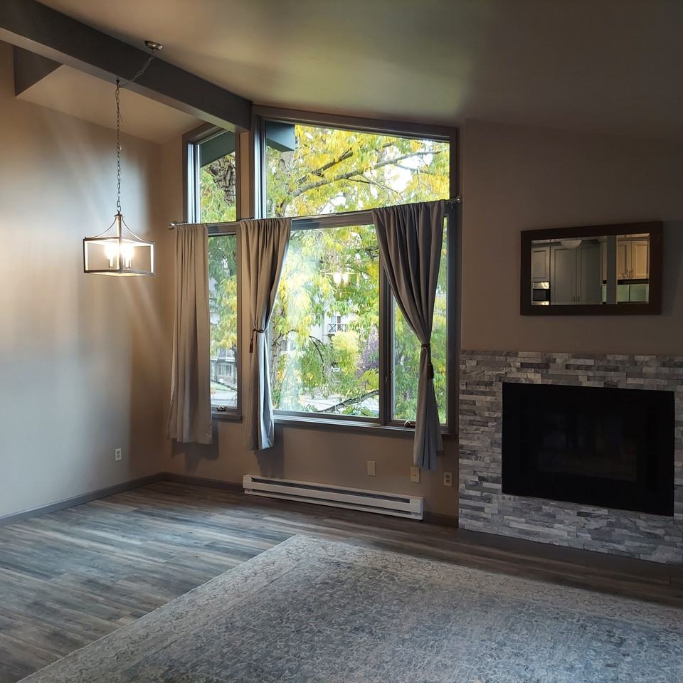 211 West Beaver Creek Boulevard - A2Unit A2 #A2 - Photo 2 of 17
