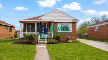 featured image of 1569 Sycamore St #1