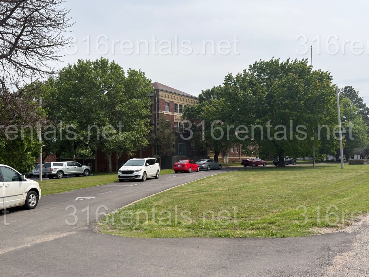 Forest Park Apartments - Photo 2 of 2