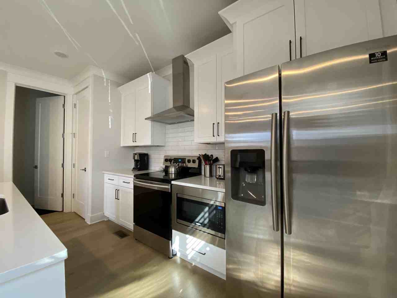 105 Duke St #6 - Photo 2 of 12