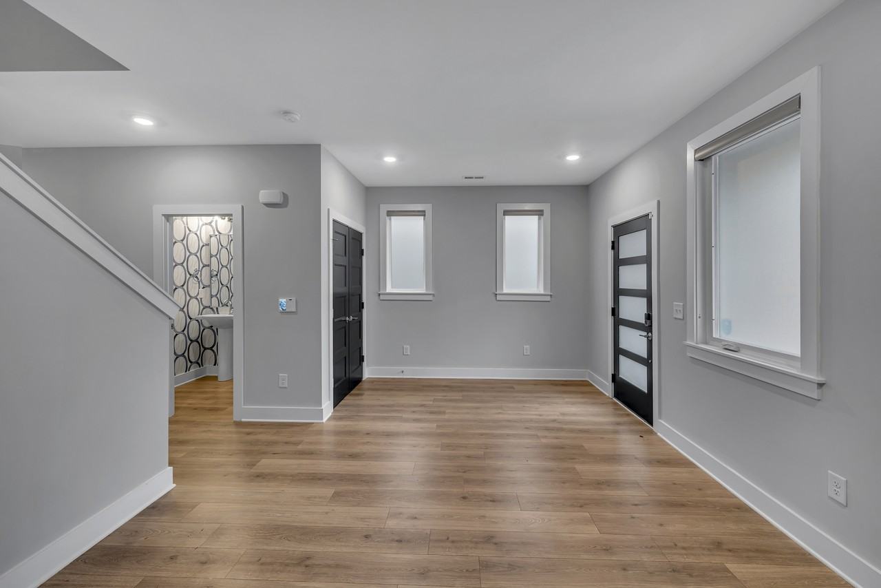 801 Cherokee Ave #1 - Photo 3 of 27