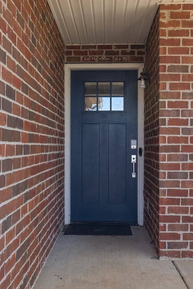 1036 Lexington Farms Dr #1 - Photo 6 of 37