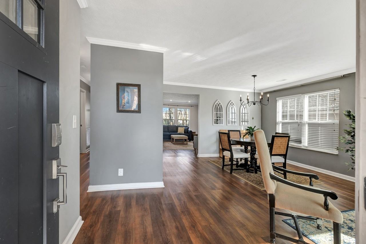 1036 Lexington Farms Dr #1 - Photo 7 of 37