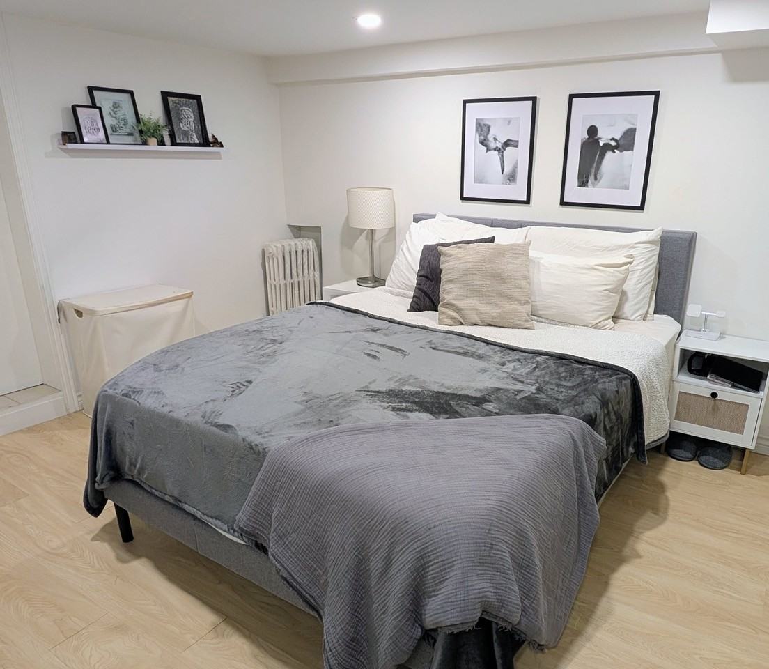 186 Gladstone Avenue #1B - Photo 7 of 16