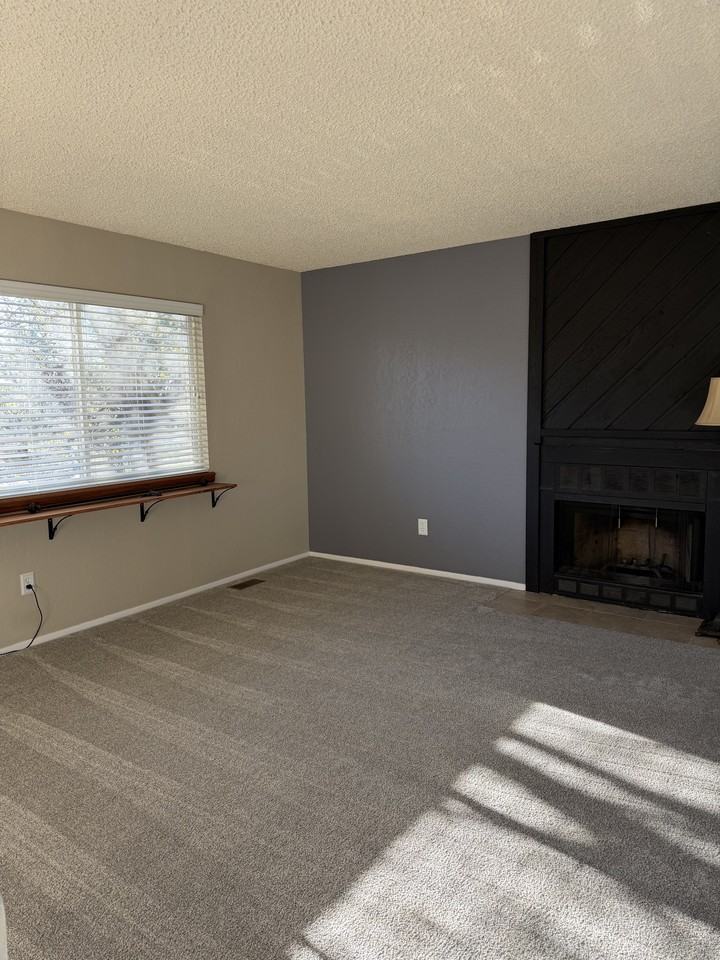1247 Ceres Dr #1 - Photo 2 of 21
