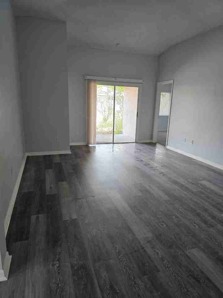 3126 Pine Top Dr #1 - Photo 3 of 9