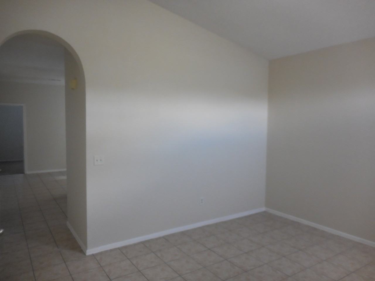 14741 Calhoun Dr #1 - Photo 4 of 35