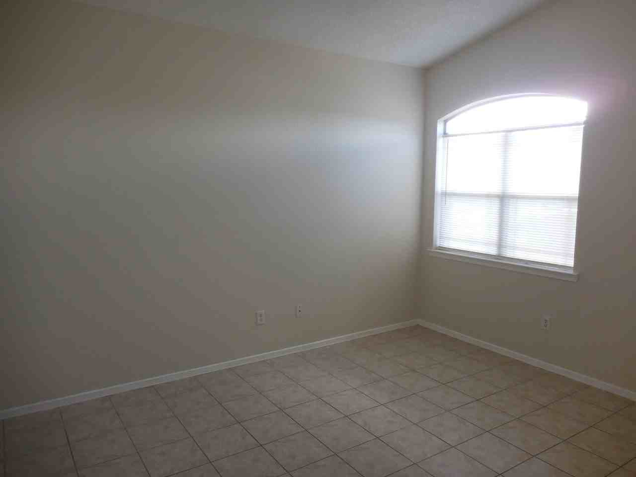 14741 Calhoun Dr #1 - Photo 5 of 35