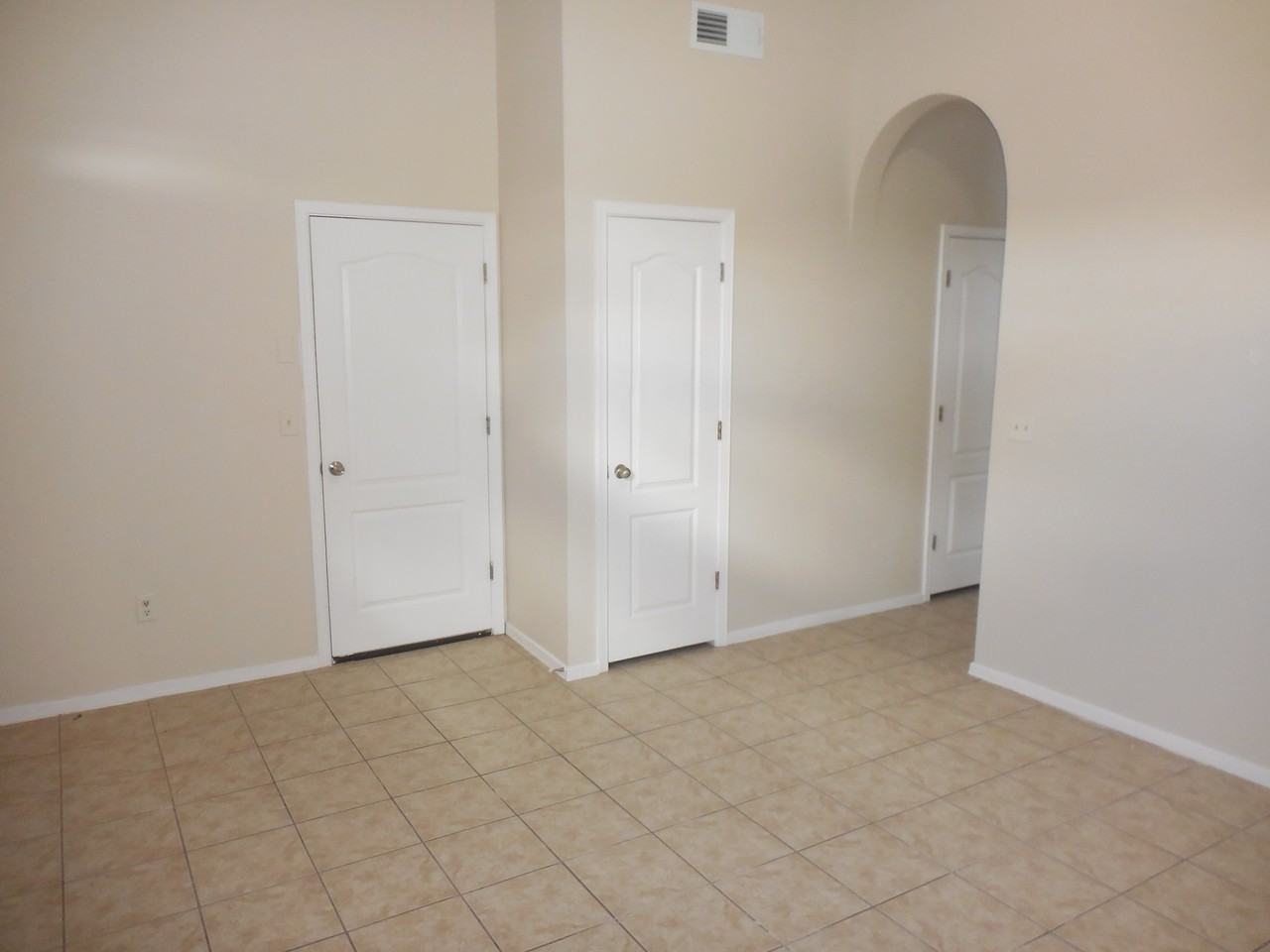14741 Calhoun Dr #1 - Photo 7 of 35