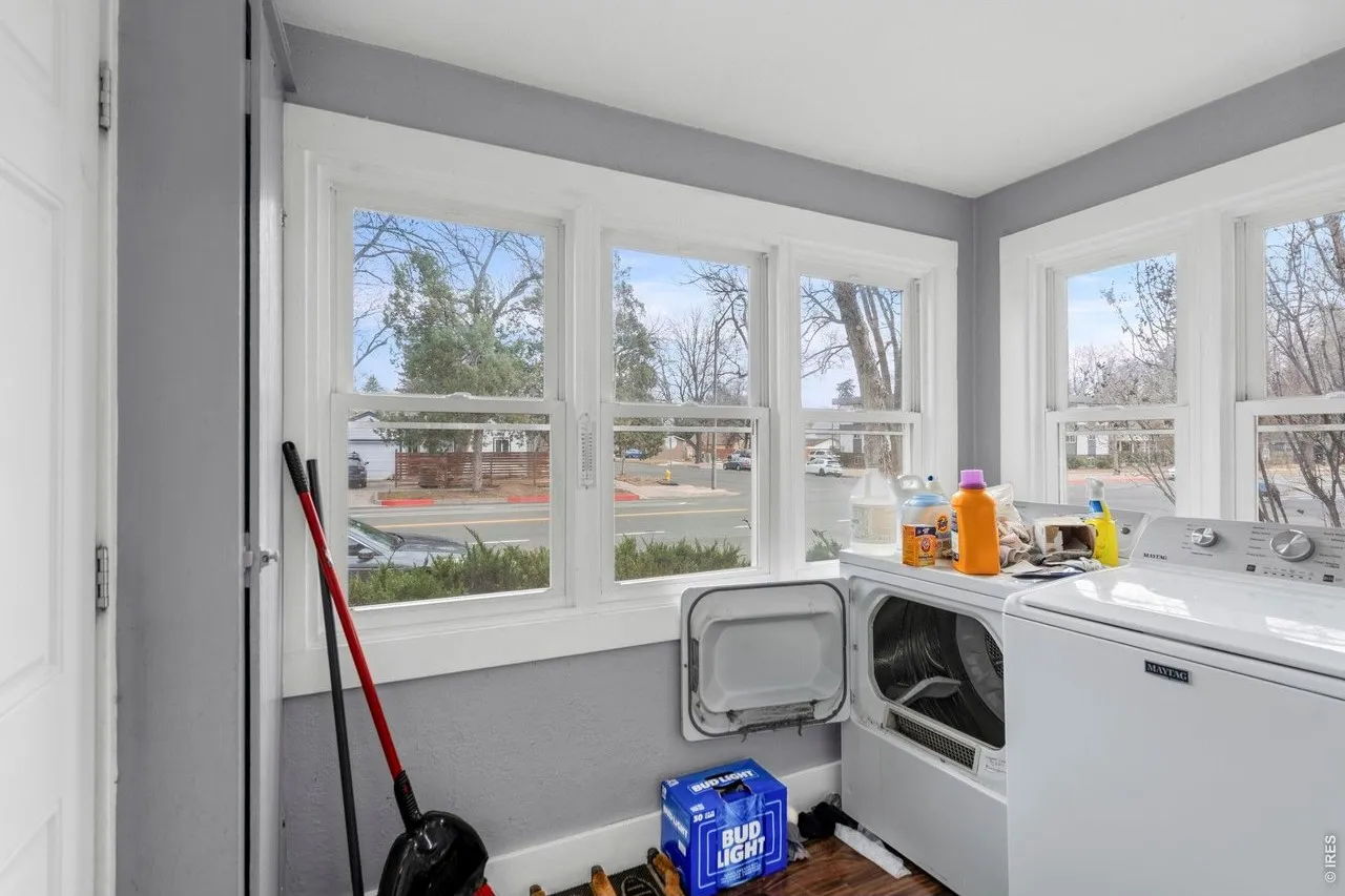 120 Garfield St #1 - Photo 6 of 17