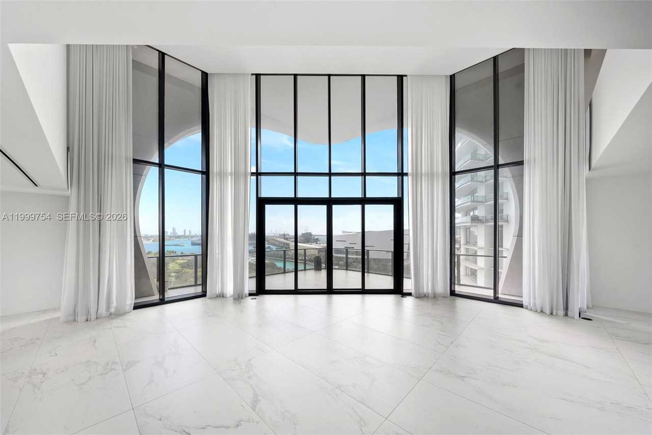 NE 11th St & Biscayne Blvd - Photo 5 of 44