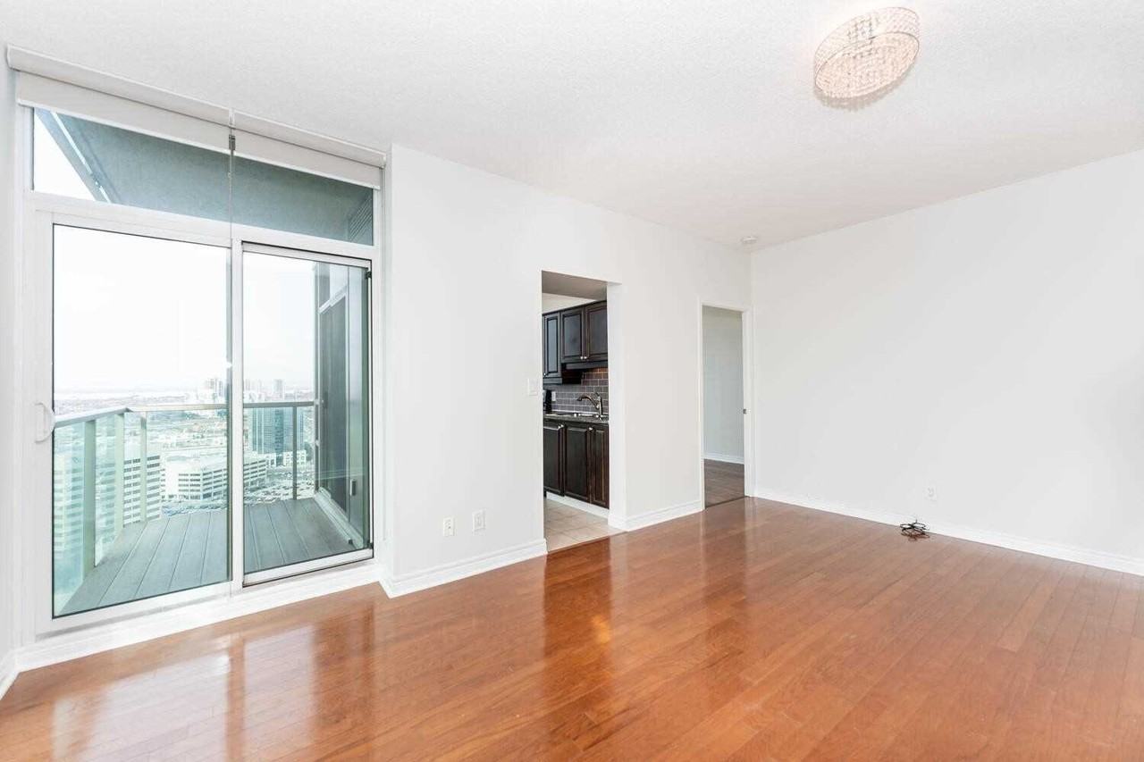 208 The Widesuites #3708 - Photo 7 of 34