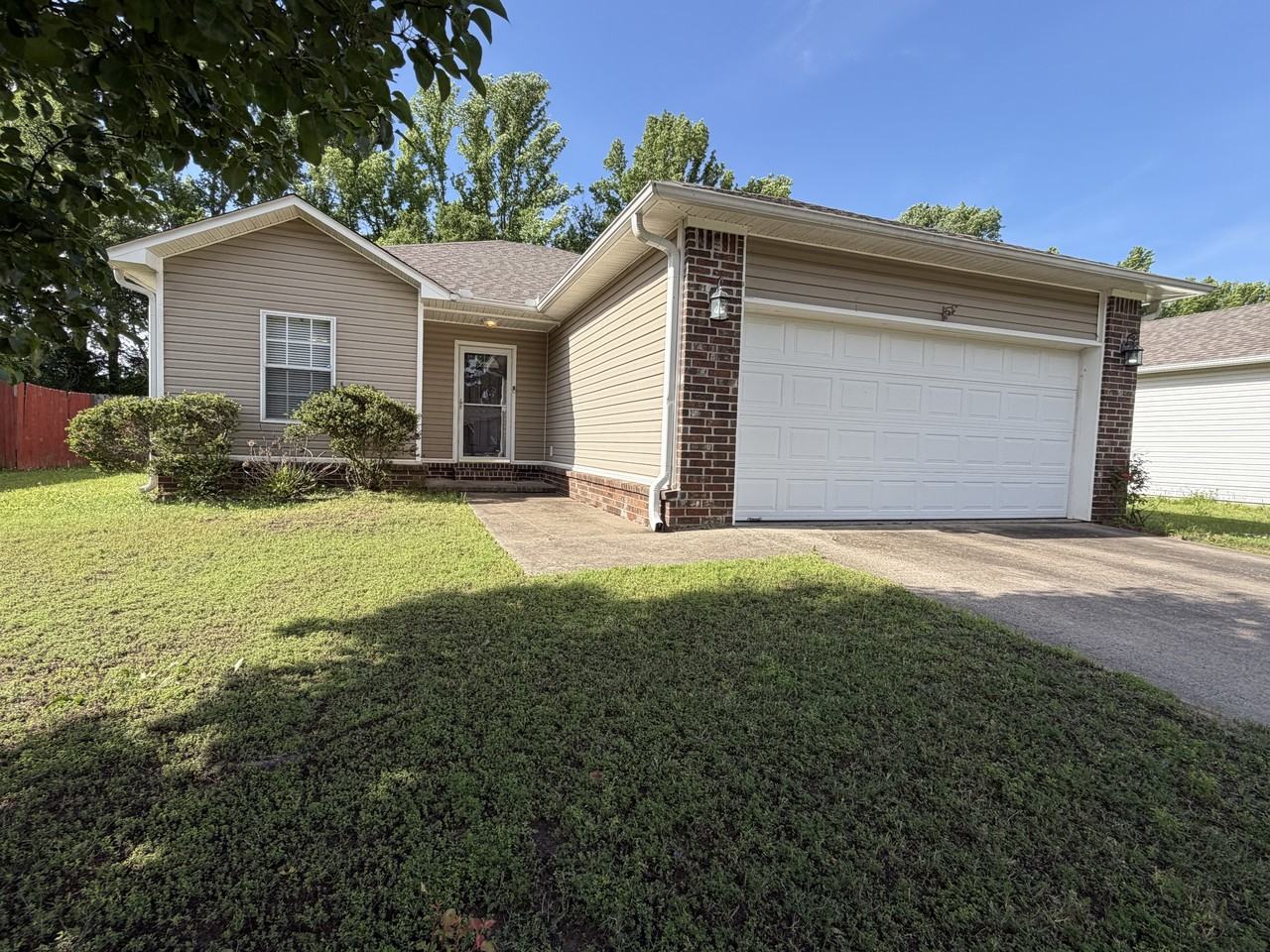 21 Weatherwood #1 - Photo 4 of 43