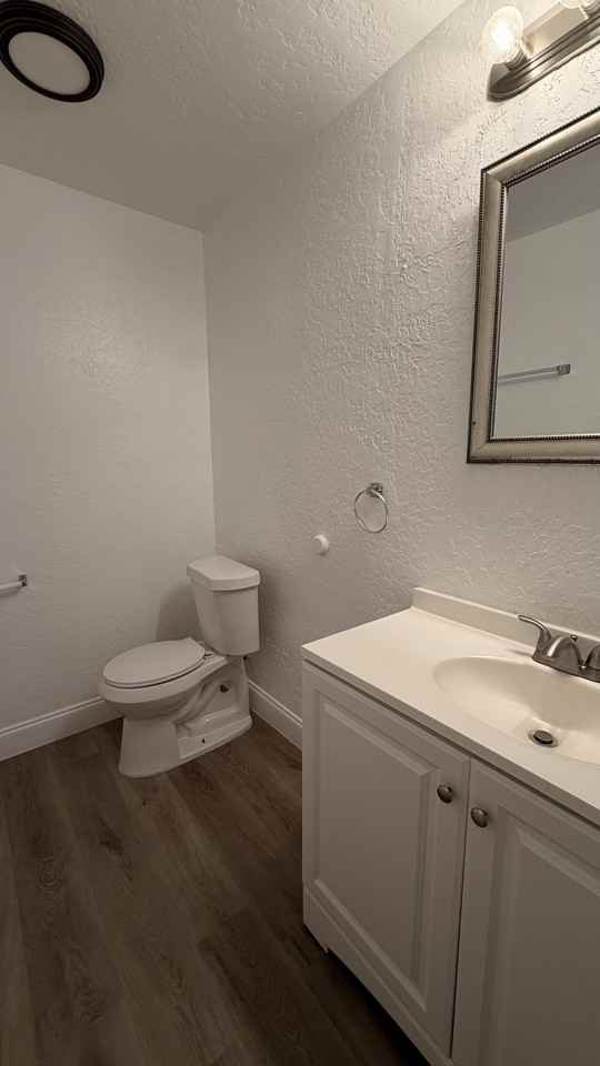 2815 Nw Lincoln Ave #1 - Photo 2 of 11