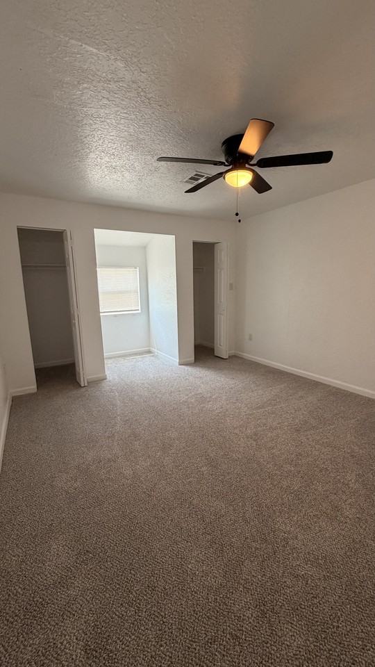2815 Nw Lincoln Ave #1 - Photo 4 of 11