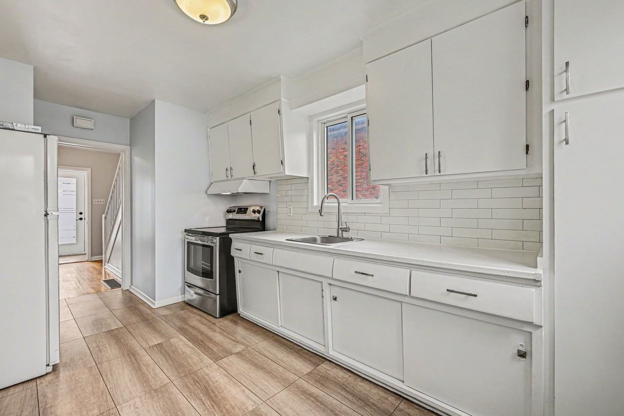 1677 Baseline Rd #A - Photo 7 of 15