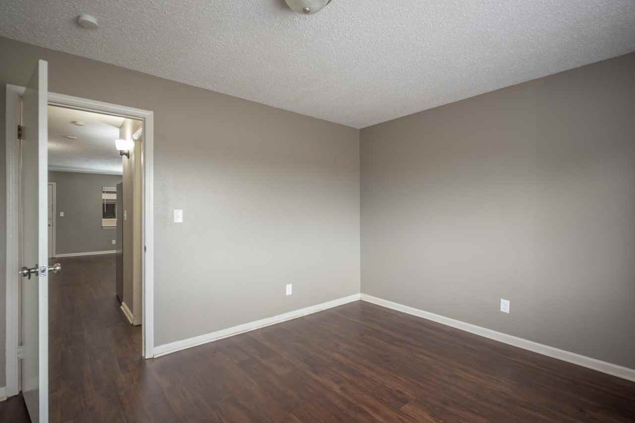 6016 Leavenworth RoadApt 120 #120 - Photo 3 of 11