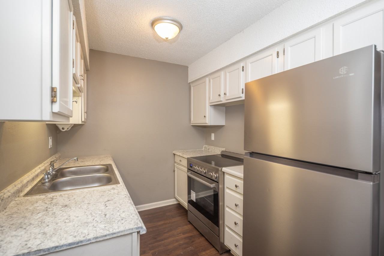6016 Leavenworth RoadApt 120 #120 - Photo 5 of 11