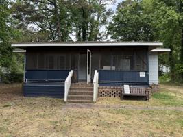 featured image of 1307 Hemingway St #A