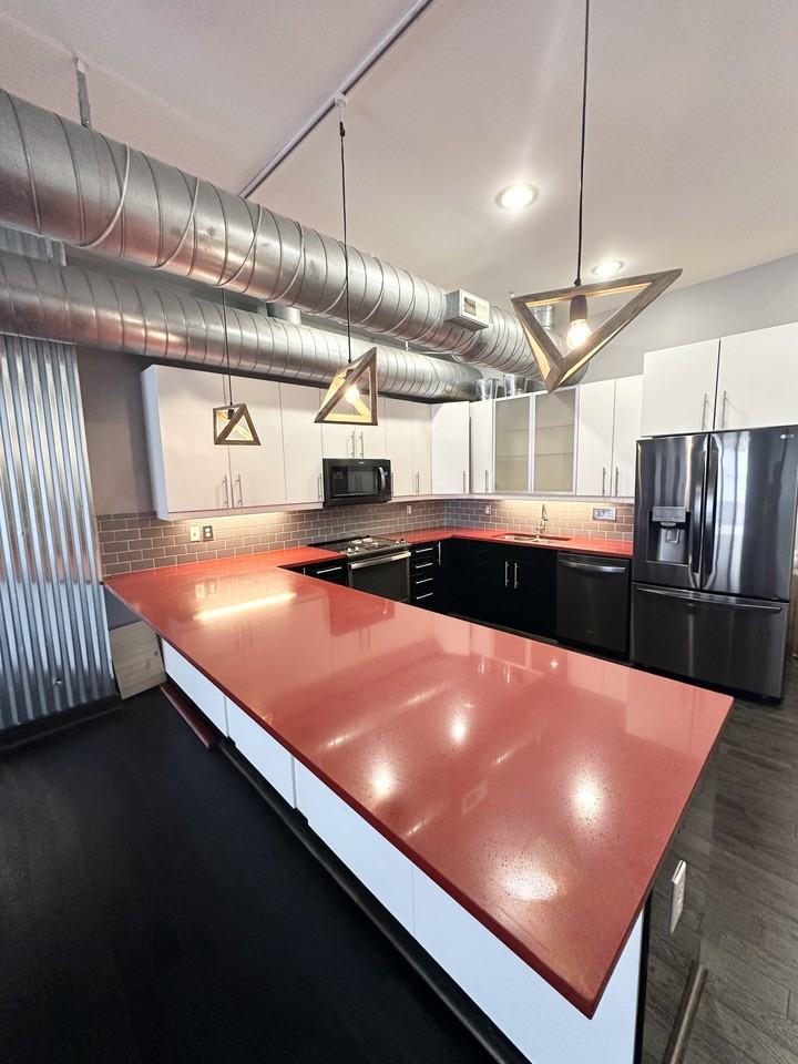 808 Madison Ave #1 - Photo 4 of 11