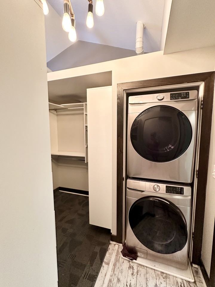 808 Madison Ave #1 - Photo 7 of 11