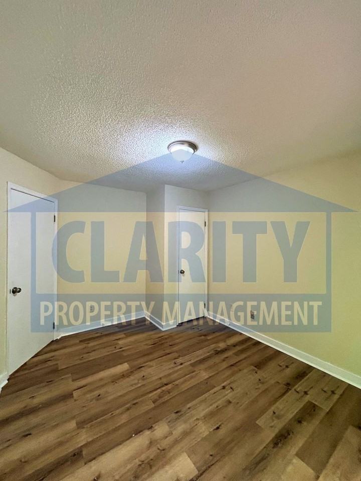 3001 Adkisson Dr - Photo 5 of 38