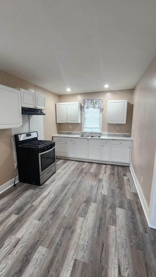178 W 2nd St #1 - Photo 5 of 5