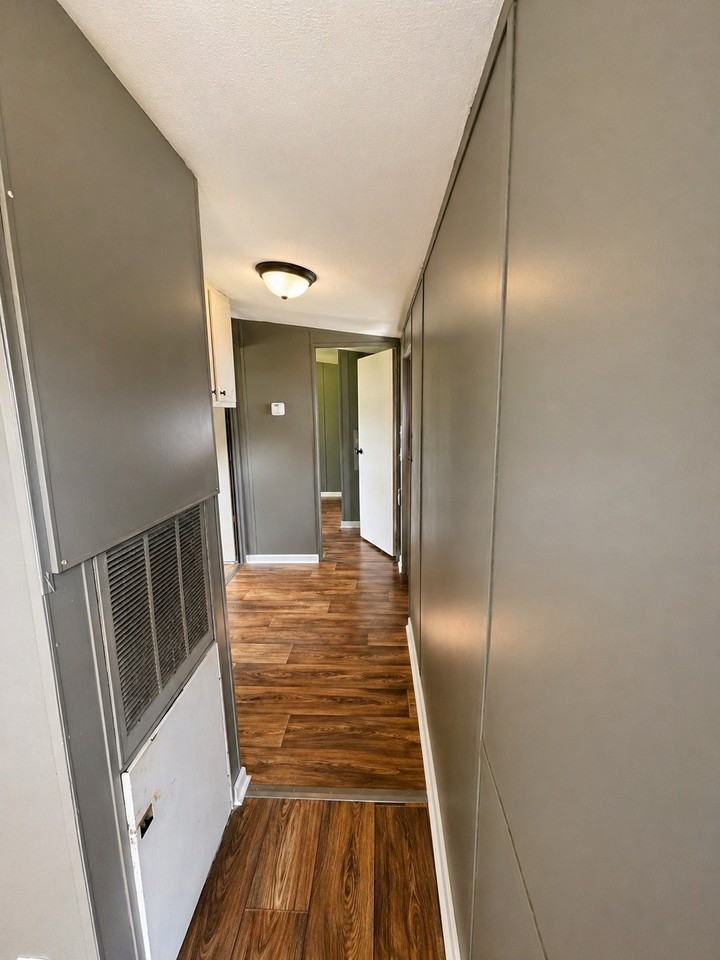 6 Fowler Cir #6 - Photo 3 of 6