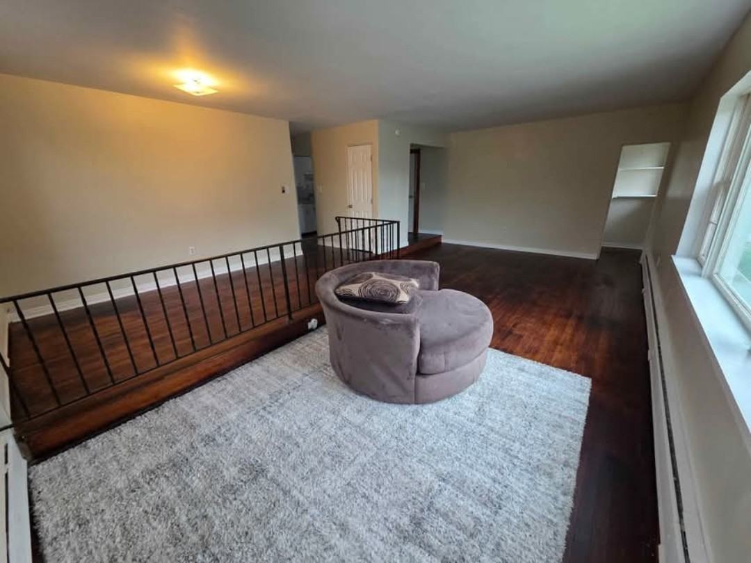 123 Moorehead St #2 - Photo 3 of 11