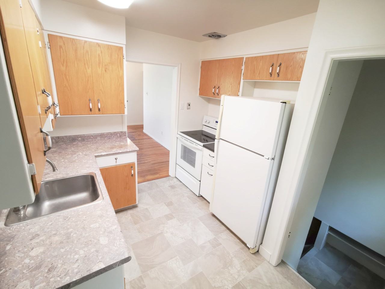 517 22nd St E - Photo 5 of 12