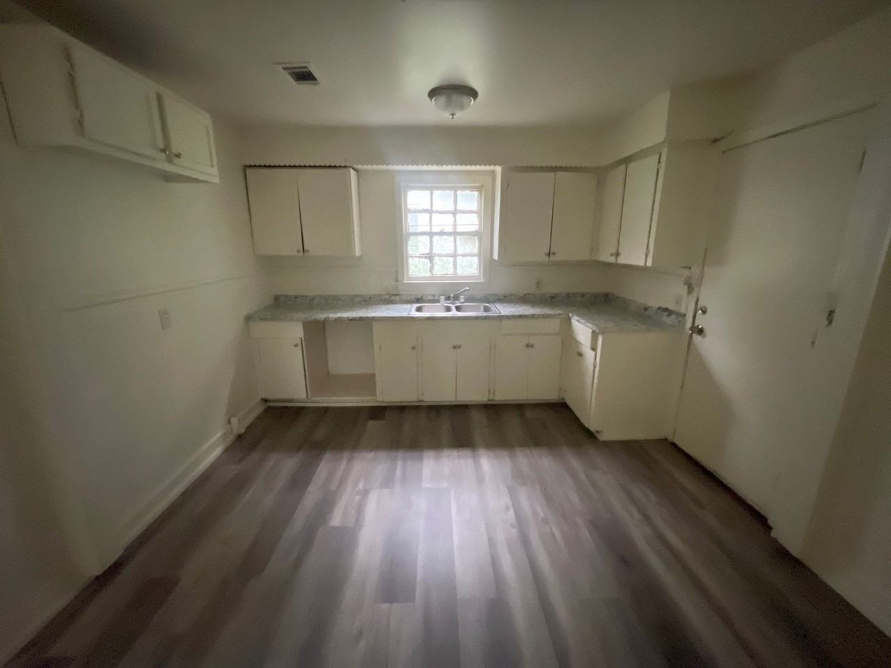 3702 Newman Ave #1 - Photo 4 of 15
