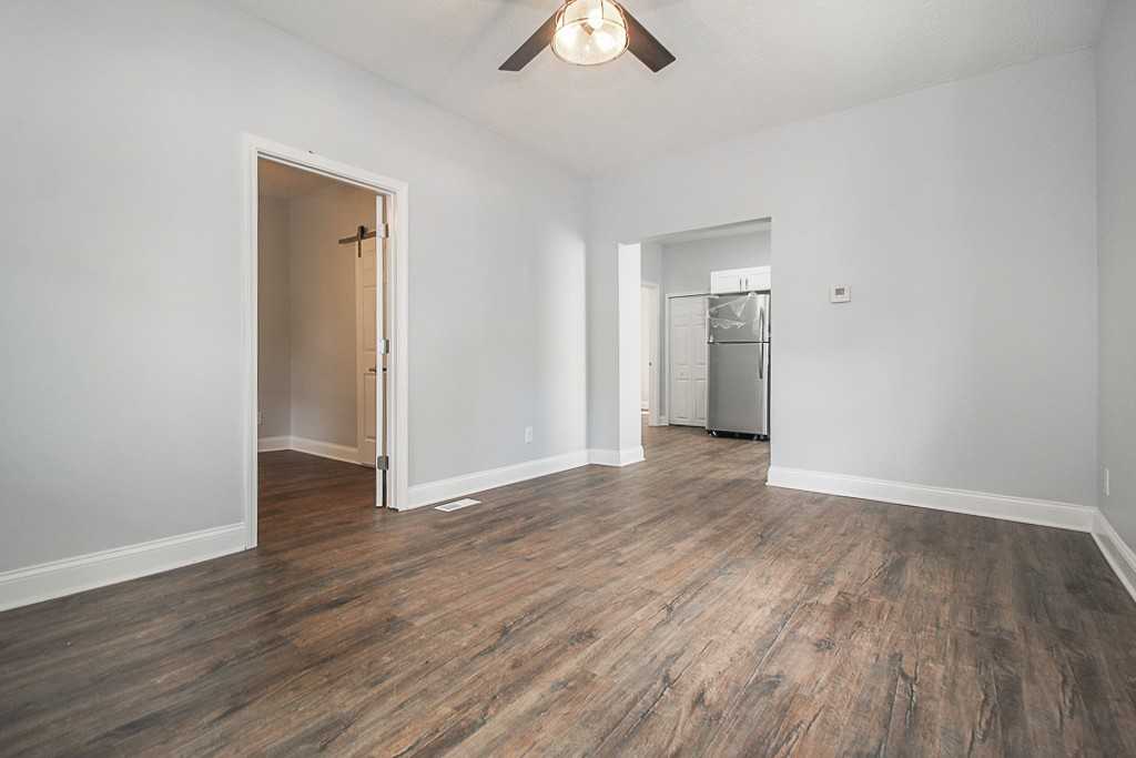 1621 Mentor Ave #2 - Photo 6 of 13