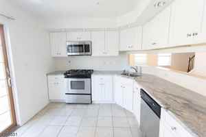 featured image of 49 Cornerstone Ln #1