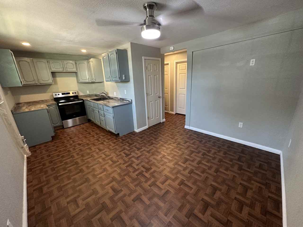 214 Wortham Dr #214 - Photo 3 of 20
