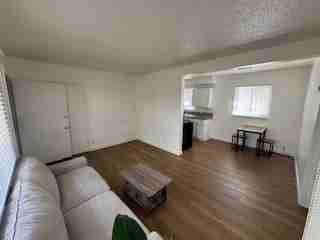8319 S Western Ave #8319-1 - Photo 4 of 5