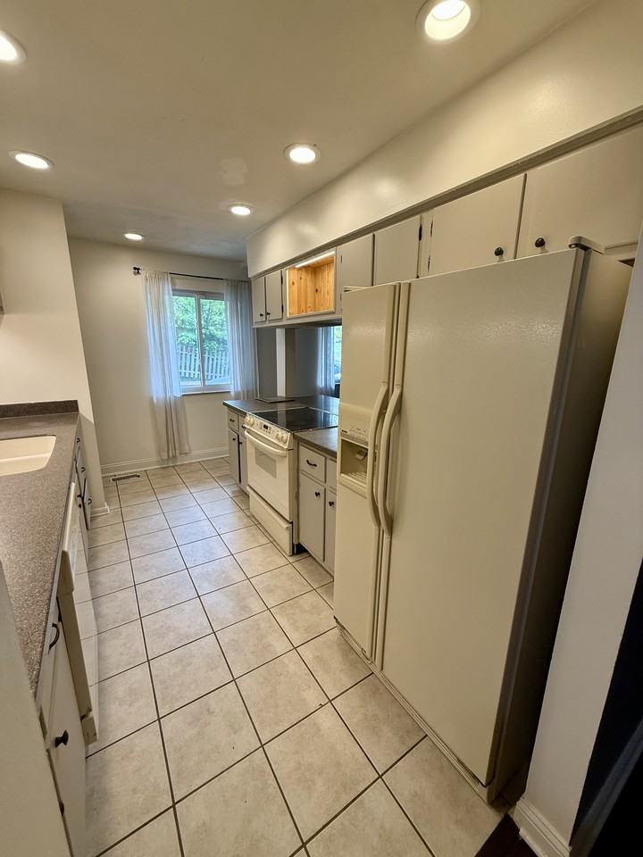 3049 E Stroop Rd #1 - Photo 2 of 22