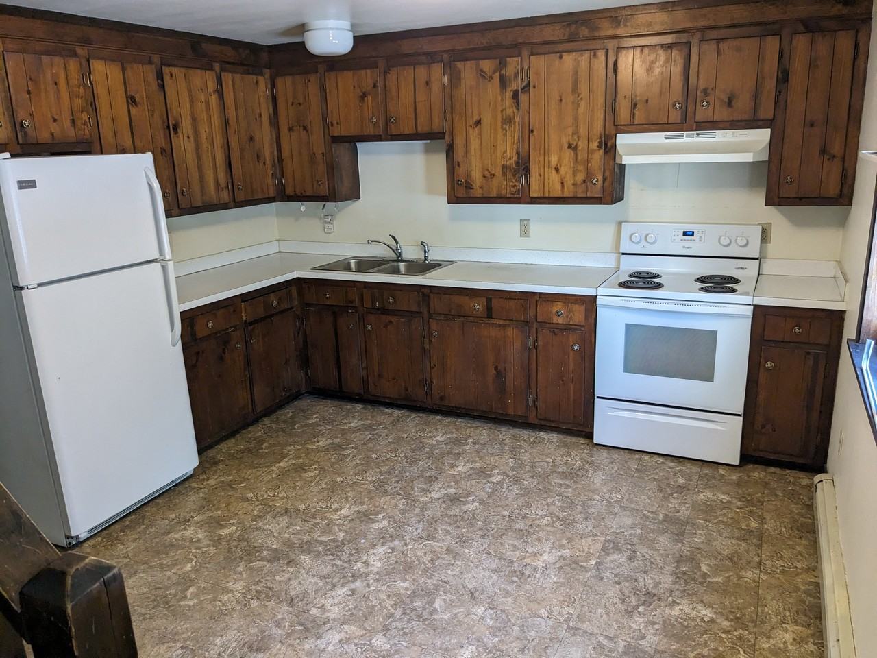 99 Shaker Rd #3 - Photo 2 of 10