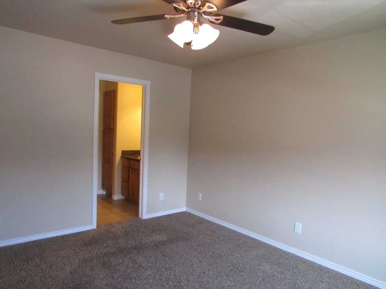 Bengal View Dr - Photo 6 of 19