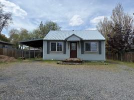 featured image of 787 Nw 7th St