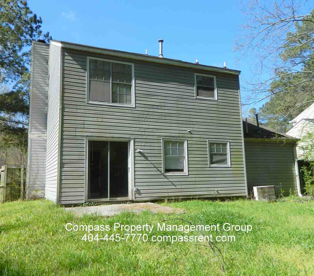1188 Mill Lake Cir - Photo 2 of 23