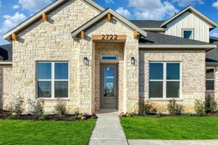 2722 Eastridge Blvd - Photo 1 of 1
