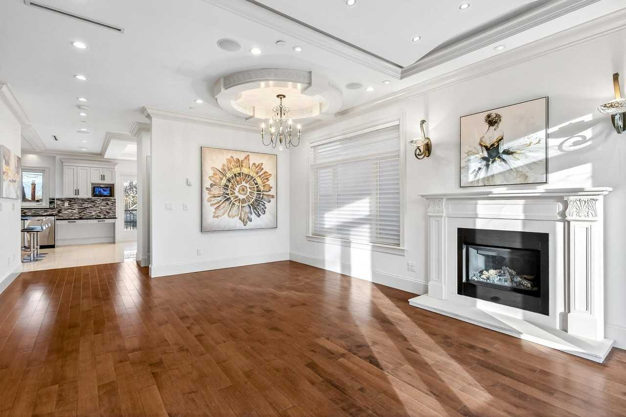 3715 West 22nd Avenue - Photo 4 of 19