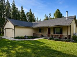 featured image of 17455 Rail Dr
