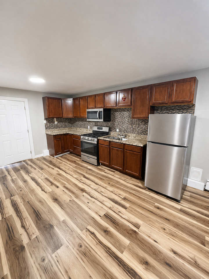 Vista Heights Apartments - Photo 3 of 27