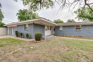 2641 Sw 57th St - Photo 1 of 1