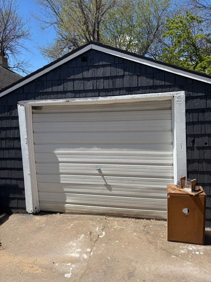 215 S Garfield Ave - Photo 4 of 27