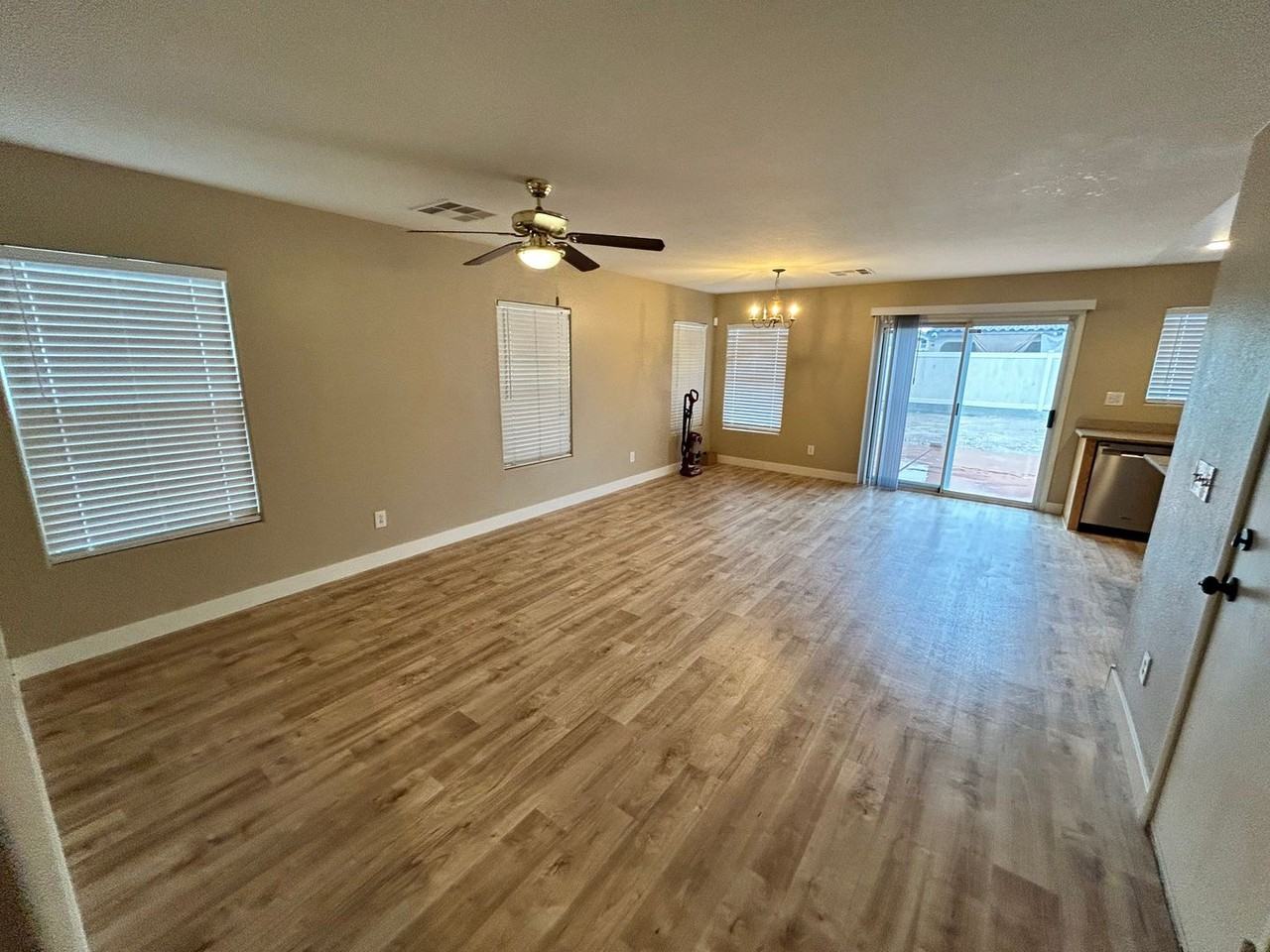4228 Apple Oak Ct - Photo 2 of 25