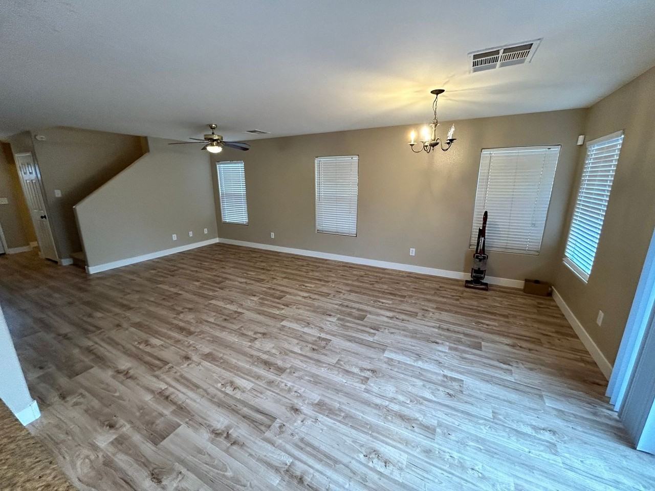 4228 Apple Oak Ct - Photo 3 of 25